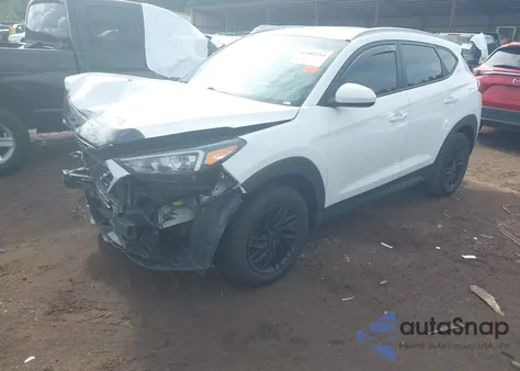 2019 Hyundai Tucson Value z USA, uszkodzony, nr VIN KM8J33A42KU847981